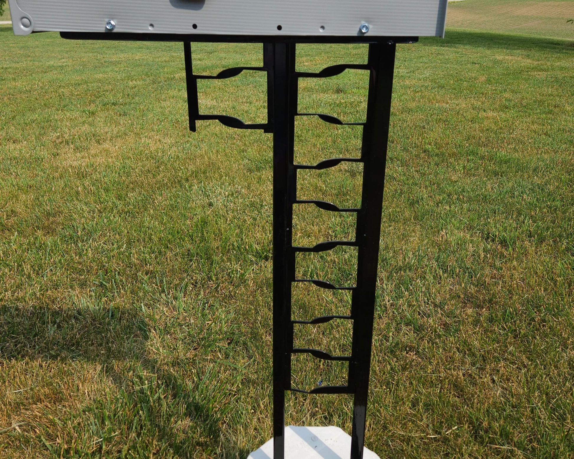 Concreate Base Standard Freestanding Mailbox