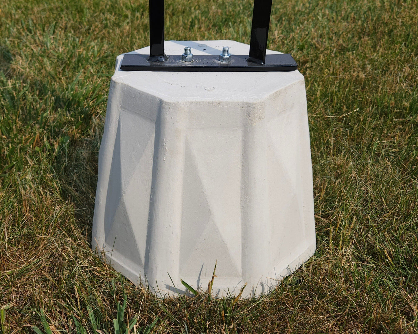 Concreate Base Standard Freestanding Mailbox